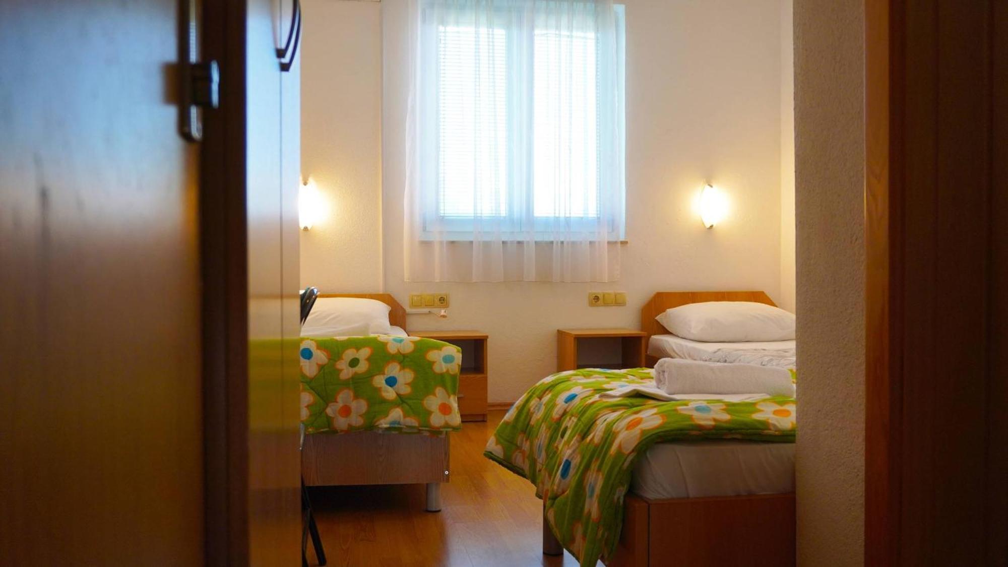 Pansion Viola Hotel Međugorje Buitenkant foto