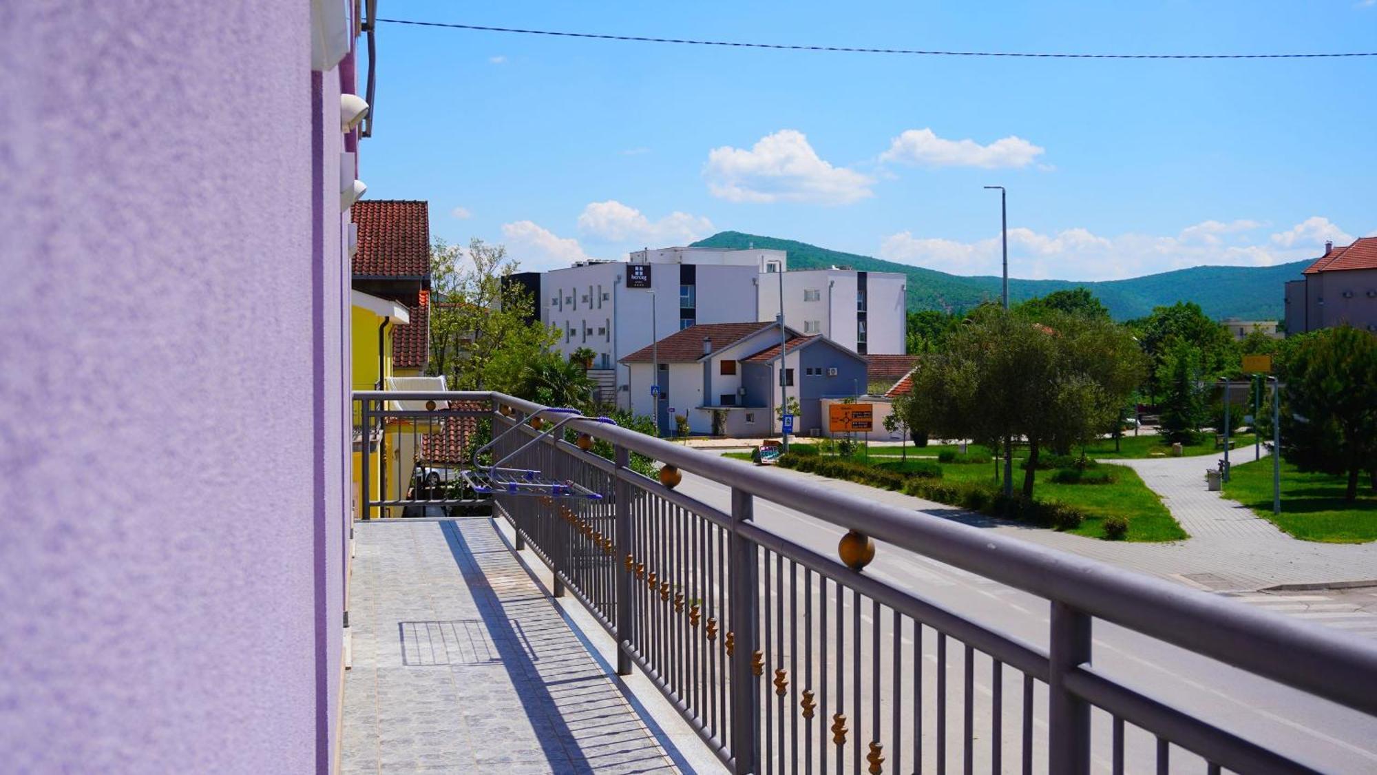 Pansion Viola Hotel Međugorje Buitenkant foto